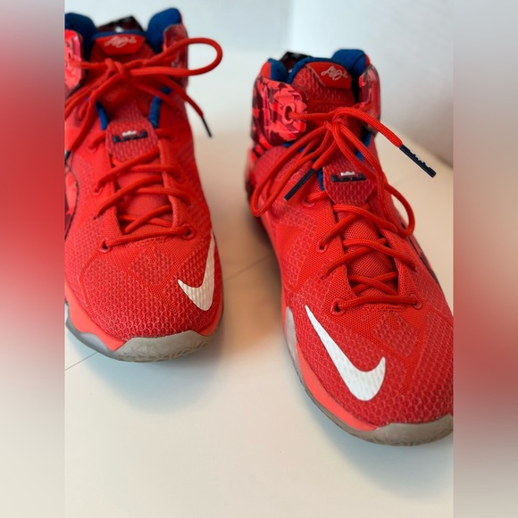Nike LeBron 12 “ Independence Day” - Picture 2 of 13